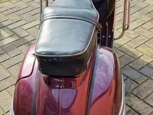 ② OLDTIMER VESPA 150 GL, CONSTRUIT EN 1961