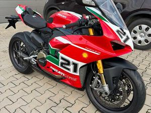 DUCATI PANIGALE V2 TROY BAYLISS 955 1.HAND SERVICE NEU CARBON