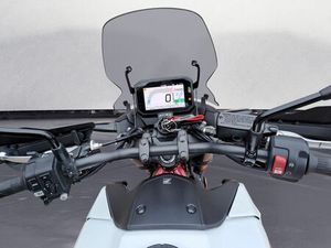 HONDA CB 750 HORNET GRIFFHEIZUNG QUICKSHIFTER+BLIPPER