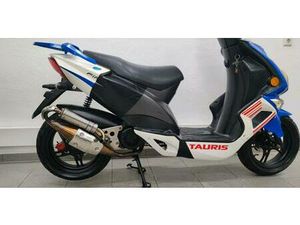 ROLLER TAURIS FIREFLY 50, ERST 1251 KM