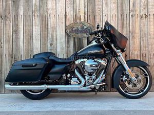 HARLEY DAVIDSON - TOURING STREET GLIDE