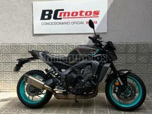 YAMAHA - MT 09