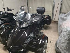 CAN-AM SPYDER ST LIMITED