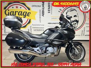 HONDA DEAUVILLE 700 - 2013