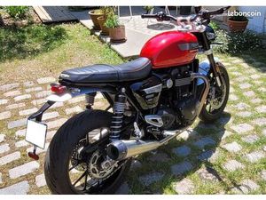 TRIUMPH SPEED TWIN 1200