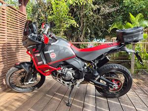 DUCATI DESERTX 2023 1ÈRE MAIN