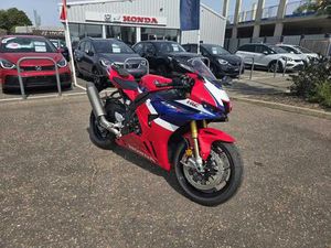 HONDA CBR1000F