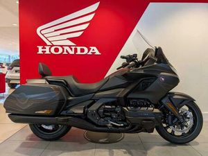 HONDA GL1800 GOLDWING