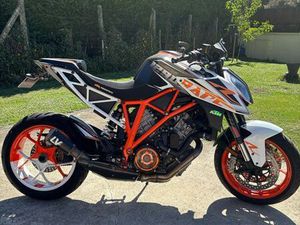 1290 KTM SUPERDUKE R V2