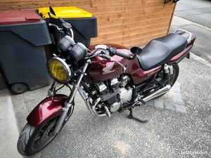 HONDA CB750