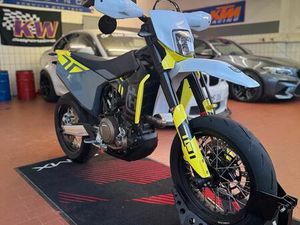 HUSQVARNA 701 SUPERMOTO | BJ 2024 | REMUS AUSPUFF | 8.800