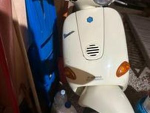 VESPA 50 ET2