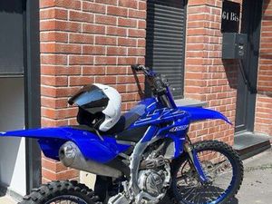 YAMAHA YZ F 450