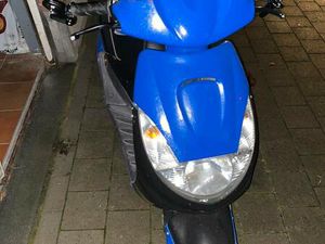 ② TROTTINETTE PEUGEOT VIVA CITY 50 CC CL B