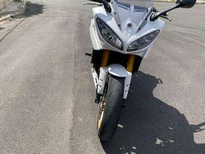 YAMAHA FZ 8 BIANCO