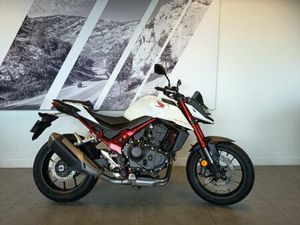 HONDA CB750 HORNET 35 KW 2023 750 CM3 | MOTO ROADSTER | 25 530 KM | BLANC | 33700 MERIGNAC