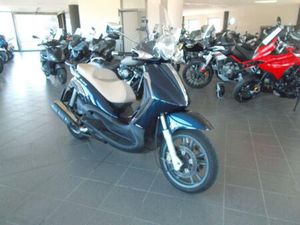 VENDO PIAGGIO BEVERLY 400 I.E. (2006 - 10) USATA A ALBA (CODICE 9888807) - MOTO.IT