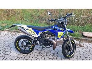 VENDO SHERCO 50 SM-R (2019 - 22) USATA A MONTEBELLUNA (CODICE 9888528) - MOTO.IT