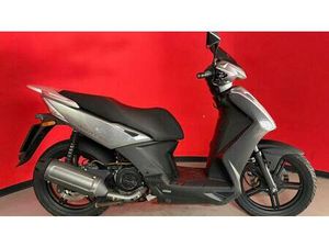 VENDO KYMCO AGILITY 125 R16 (2008 - 17) USATA A VILLADOSSOLA (CODICE 9888700) - MOTO.IT