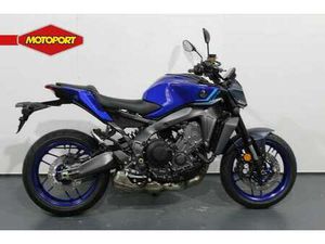 YAMAHA MT-09 BLAUW