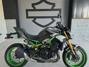 2025 KAWASAKI Z900 SE ABS