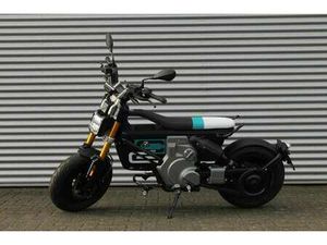 BMW CE 02 BROMSCOOTER EXCLUSIVE URBAN EDITION I HIGHLINE PAK ZWART