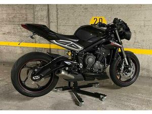 TRIUMPH STREET TRIPLE 765 RS ÖHLINS QUICKSHIFTER 12TKM