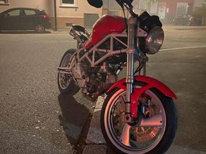 DUCATI MONSTER 600 / 900