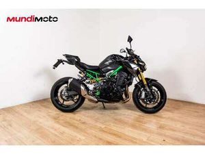 KAWASAKI Z 900