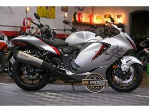 SUZUKI GSX1300R HAYABUSA *AKRAPOVIC END CANS*