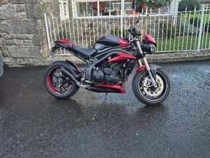 TRIUMPH SPEED TRIPLE 1050 2017