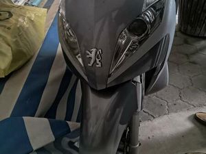 PEUGEOT 250 GEOPOLIS