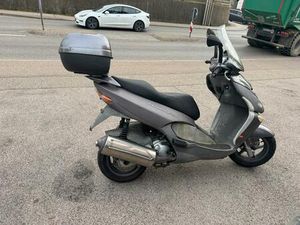 APRILIA LEONARDO 300