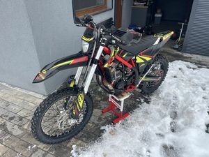 BETA XTRAINER 300 2T ENDURO SUCHY LAS