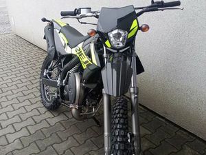 RIEJU MRT 50 2025 OD RĘKI AM NOWY FLUO KOLA 21-18 ENDURO MOTO-DRIFT GRABINY