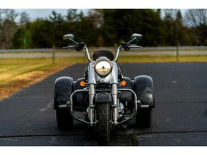 2018 HARLEY-DAVIDSON® FLRT - FREEWHEELER®