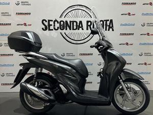 VENDO HONDA SH 150I (2020 - 23) USATA A LIVORNO (CODICE 9888648) - MOTO.IT