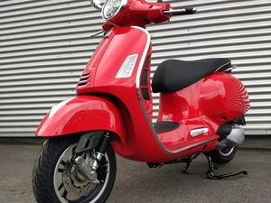 VESPA GTS SUPER 125