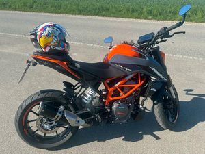 KTM DUKE 390