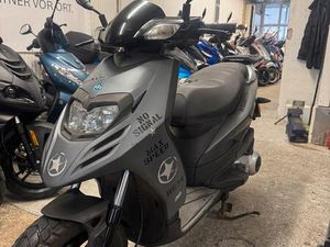 PIAGGIO TYPHOON 125 CCM 4 TAKT