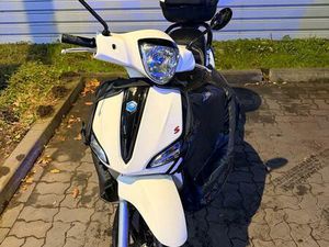 PIAGGIO LIBERTY S50 CCM MOTORROLLER INKL. ZUBEHÖR