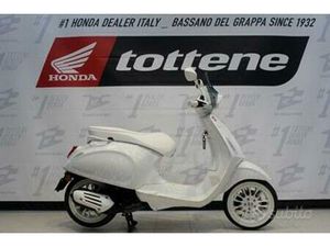 PIAGGIO SPRINT 50 JUSTIN BIEBER PARI AL NUOVO KM 6