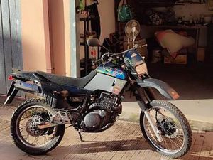 VENDO YAMAHA XT600 D'EPOCA A ROMA (CODICE 9888519) - MOTO.IT