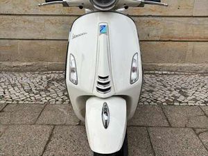 VESPA PRIMAVERA 50