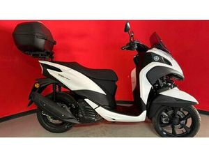 VENDO YAMAHA TRICITY 125 (2017 - 20) USATA A VILLADOSSOLA (CODICE 9888364) - MOTO.IT