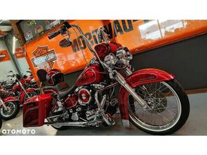 HARLEY-DAVIDSON SOFTAIL HERITAGE CLASSIC