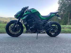 KAWASAKI Z1000