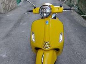PIAGGIO VESPA GTS SUPER 125 ABS - 2021