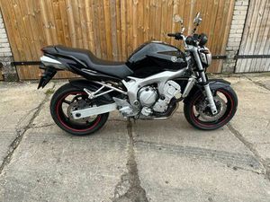 YAMAHA FZ6N S1 FAZER FZ6 BANDIT CZARNA LADNA! ZLOTÓW