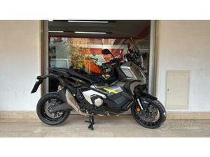 HONDA X-ADV 750